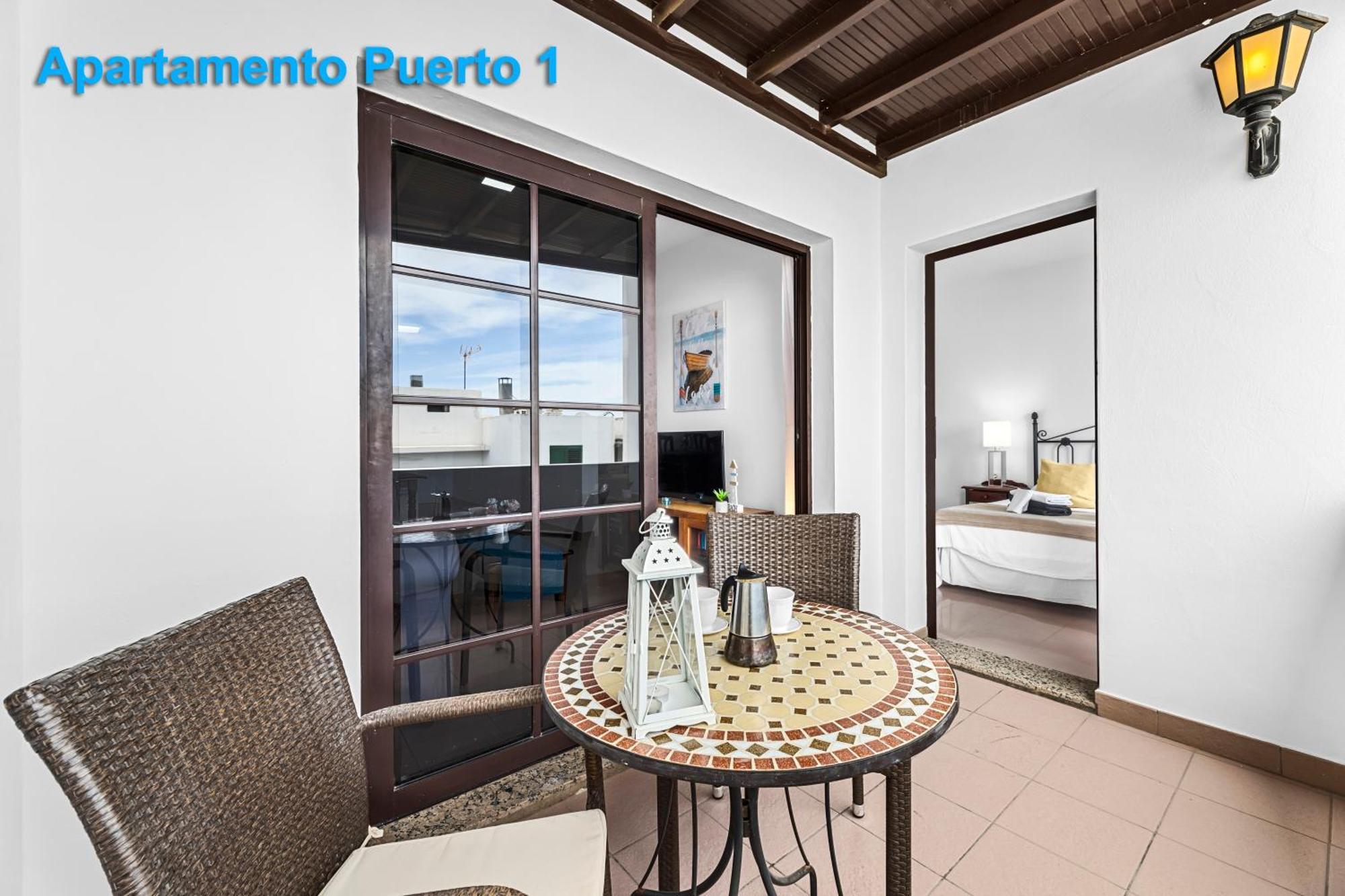 Apartamentos Puerto 1, 2 Y 3 Playa Blanca  Pokoj fotografie