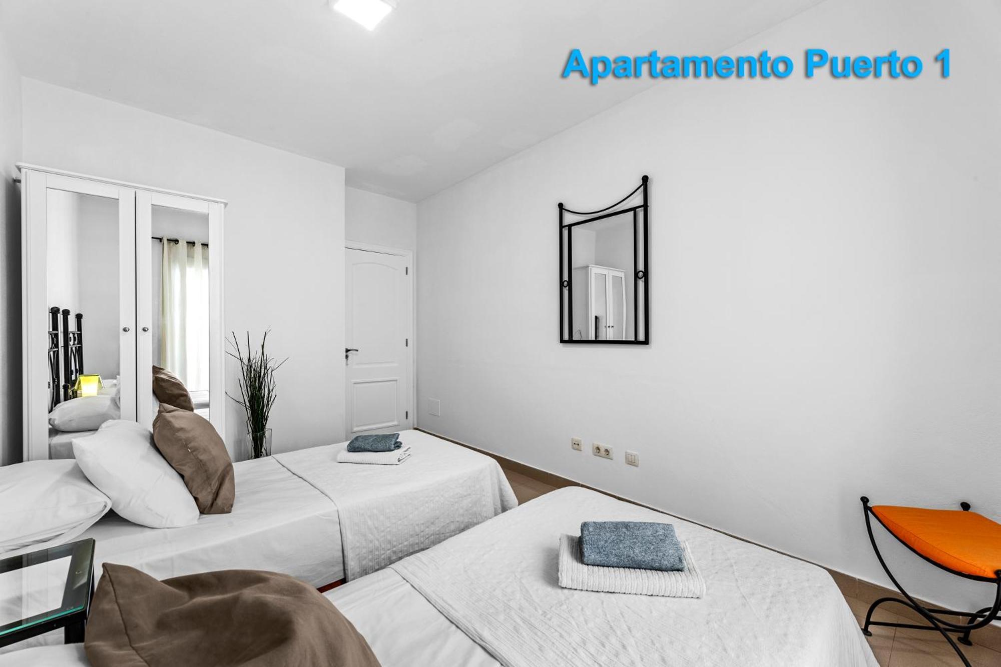 Apartamentos Puerto 1, 2 Y 3 Playa Blanca  Pokoj fotografie
