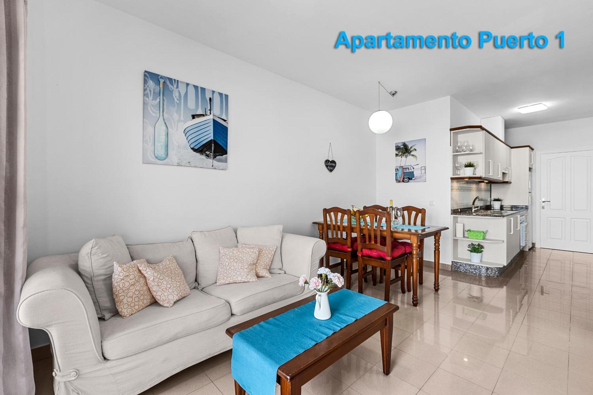 Apartamentos Puerto 1, 2 Y 3 Playa Blanca  Pokoj fotografie